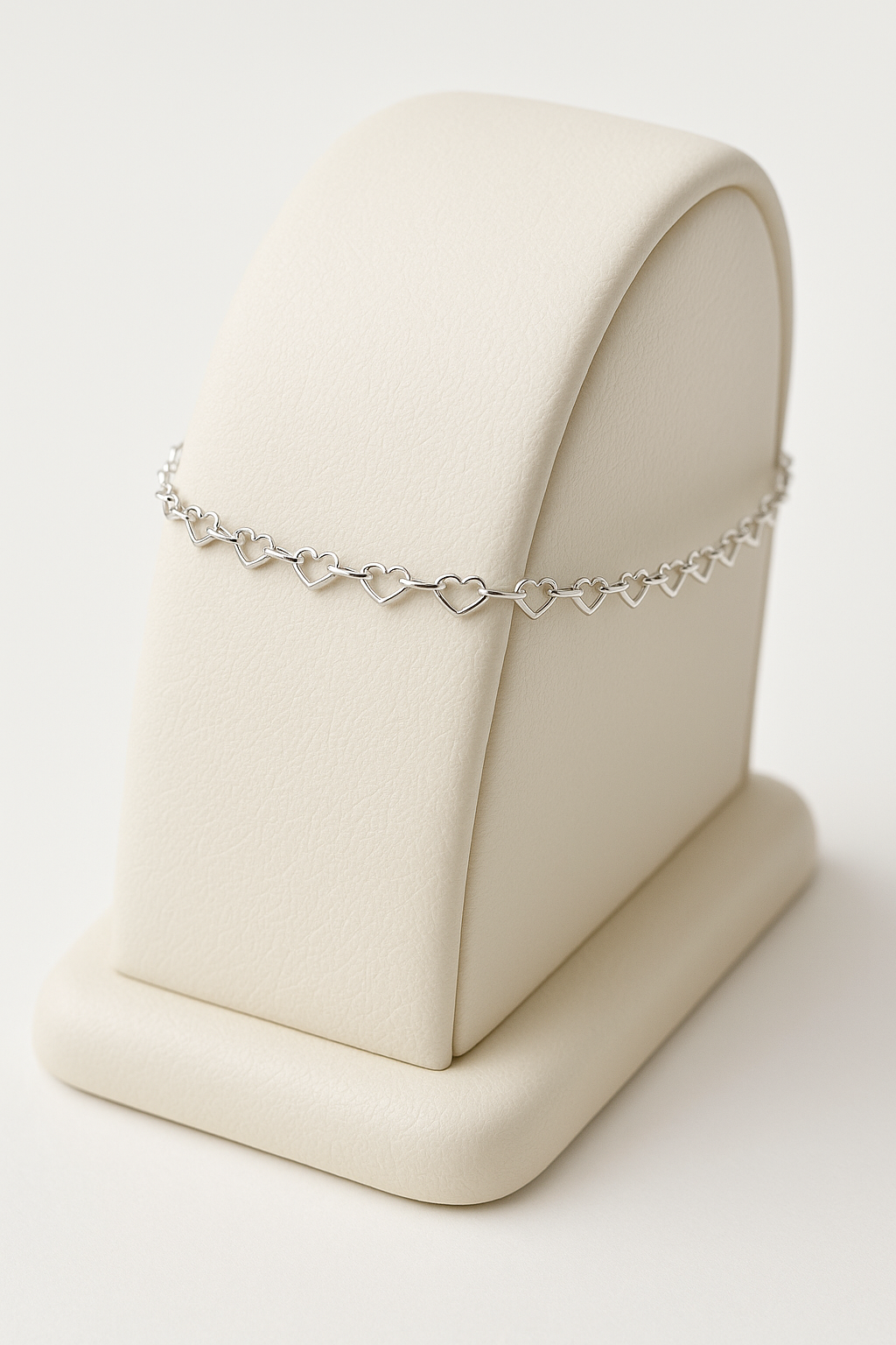 392cdb47-b799-41cd-af1b-2add0fc54858 💖 tornozeleira elo português com coração